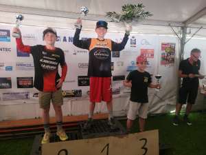 VMCF Saint-Trond : Un super week-end pour Mika Keutgens et Florian Hellebrandt en Junior 85cc