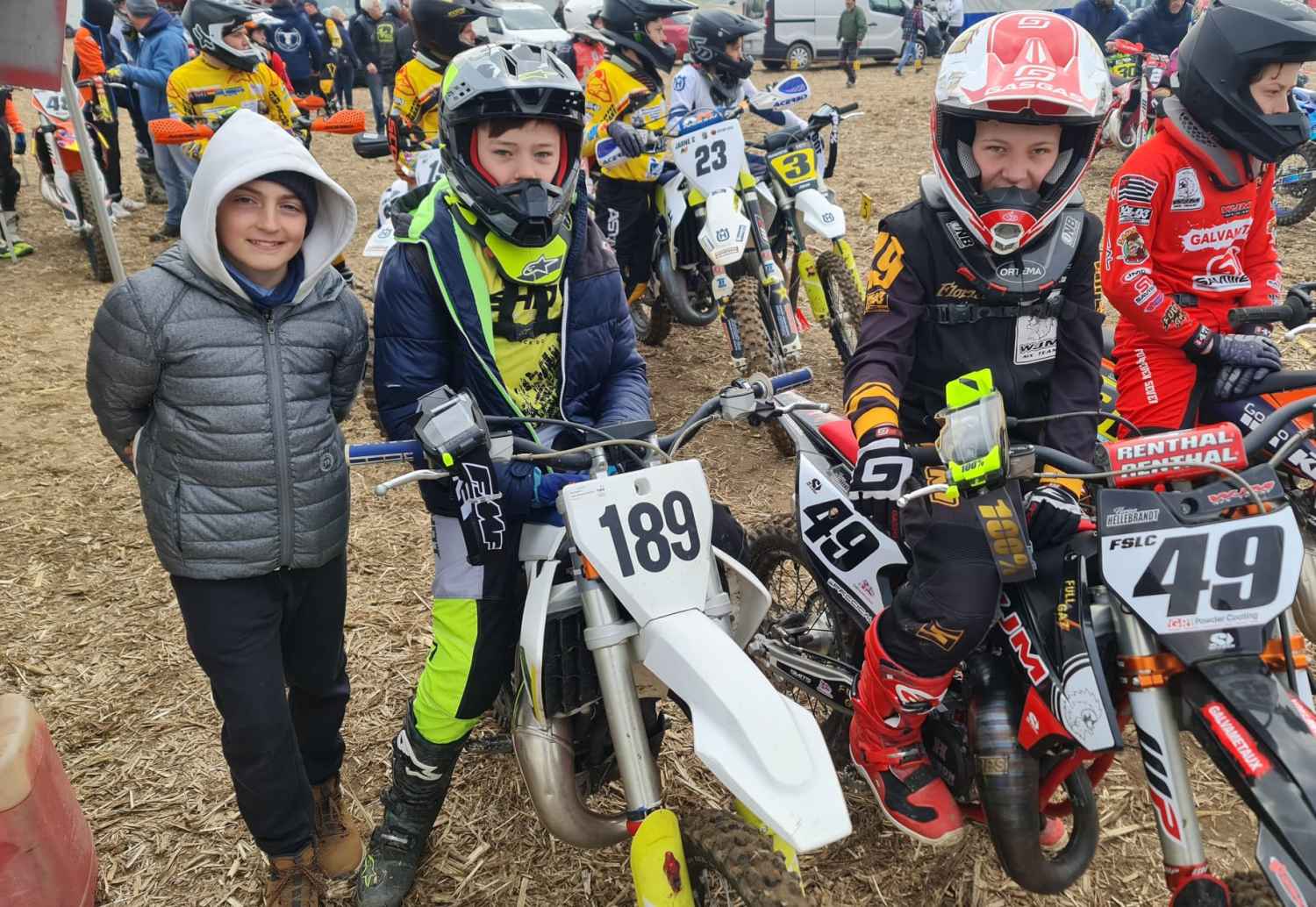 VMCF Saint-Trond : Un super week-end pour Mika Keutgens et Florian Hellebrandt en Junior 85cc