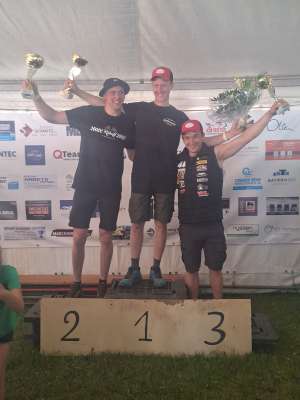 VMCF Saint-Trond : Un super week-end pour Mika Keutgens et Florian Hellebrandt en Junior 85cc