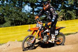 Der Calaminia Moto Club im Sand des Enduropale du Touquet.