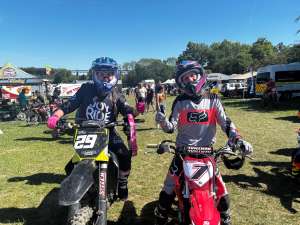 VMCF Saint-Trond : Un super week-end pour Mika Keutgens et Florian Hellebrandt en Junior 85cc