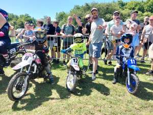 VMCF Saint-Trond : Un super week-end pour Mika Keutgens et Florian Hellebrandt en Junior 85cc