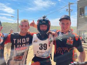 Le Calaminia Moto Club dans le sable de l’Enduropale du Touquet.